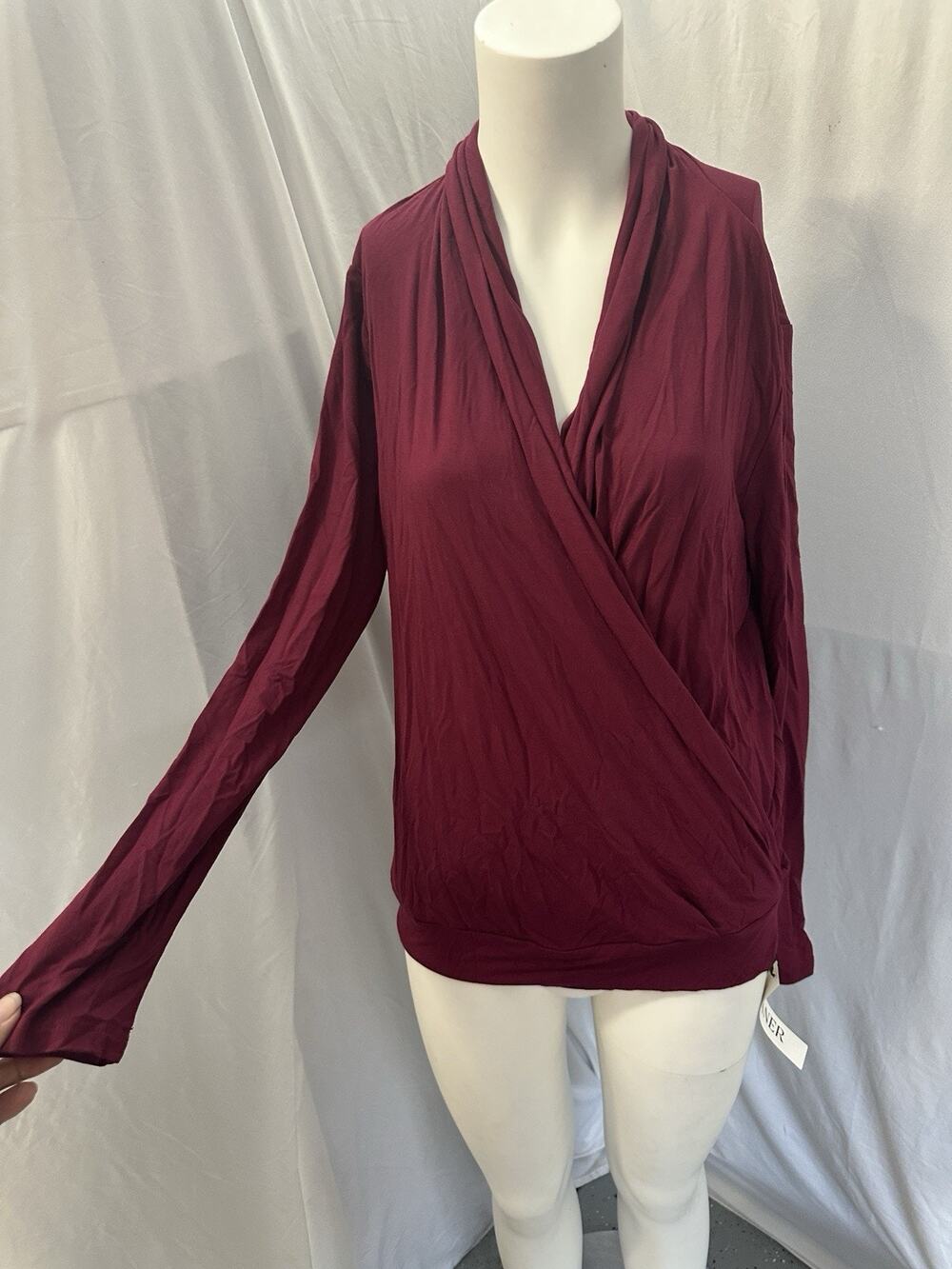Lyaner Brand Maroon Top Sz M